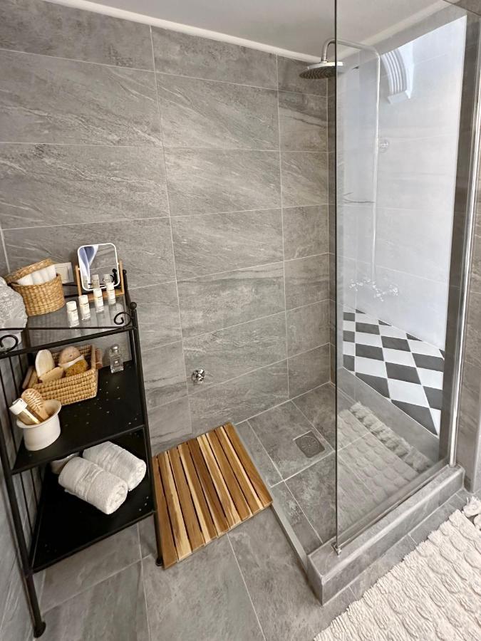 Spacious 82 M2 Two Bedroom Classy Apartment Near City Center Thessaloniki Buitenkant foto